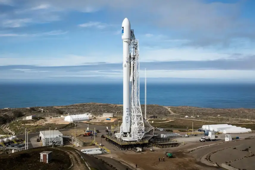 SpaceX Falcon 9 Rocket Launch - A stunning liftoff from the launch pad